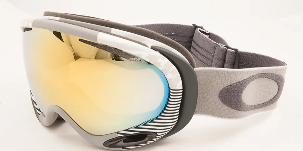 Oakley OO7044 - Image 3