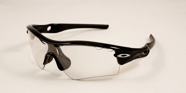 Oakley OO9051 - Image 5