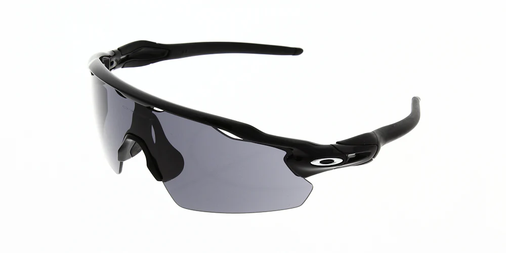 Oakley OO9211