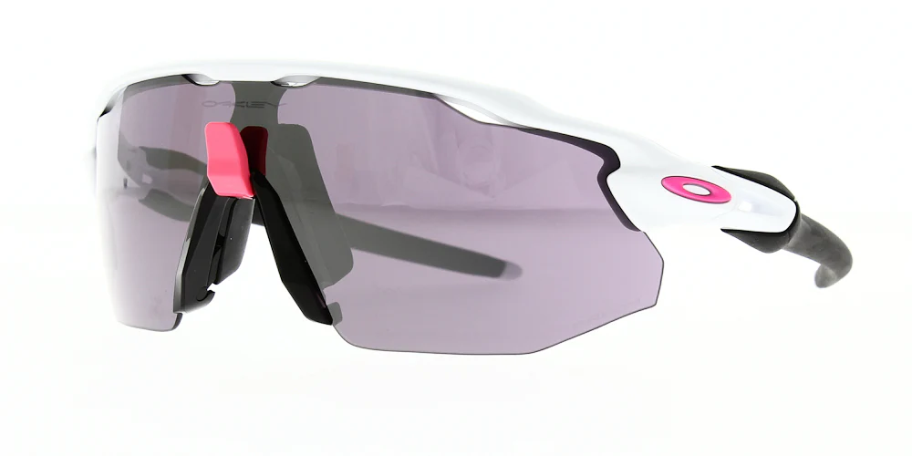 Oakley OO9442 - Image 13