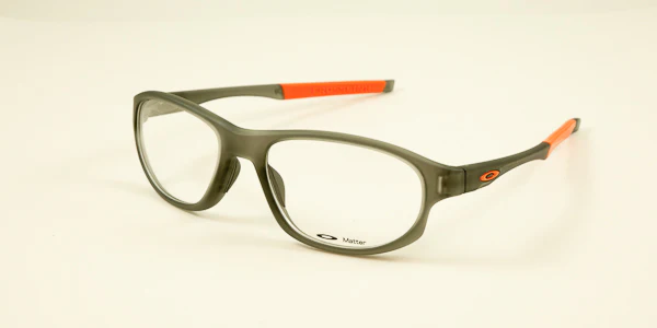 Oakley OX8048 - Image 4